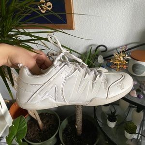 Tradition Cheer Shoes